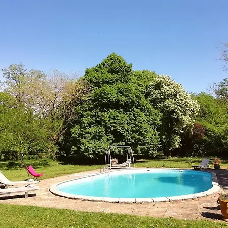 Maison d'hôtes Maison D'hôtes, Manoir La Célarié Mouzieys-Teulet